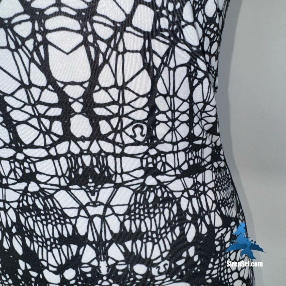 1057 lululemon Cool Racerback - Size 2 - White Black Glacier Lace - Picture 11 of 13